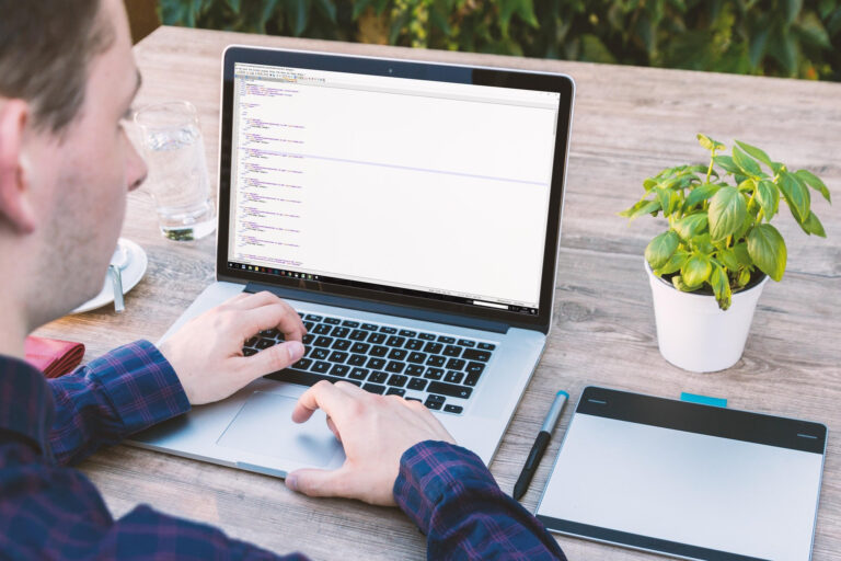 Replit vs Cursor: Cloud IDE vs Local Editor — Which Is Right for You?